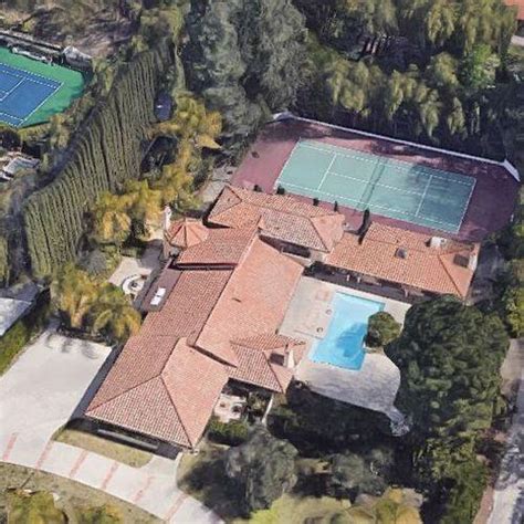 Nicki Minaj's House in Hidden Hills, CA - Virtual Globetrotting