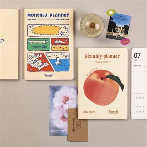 MochiThings 2025 Ardium Monthly Planner