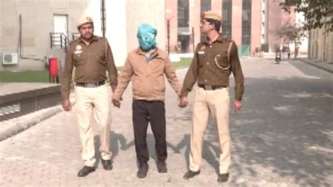 Delhi Police Arrests Man For Duping People Impersonating As Ips Officer