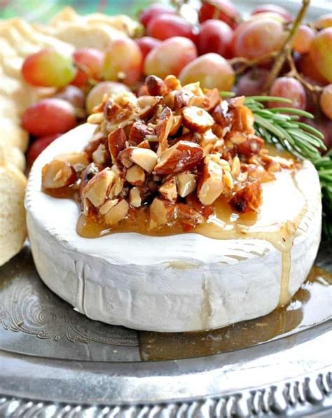 Camembert No Forno Am Ndoas E Mel O Aperitivo Ideal Para