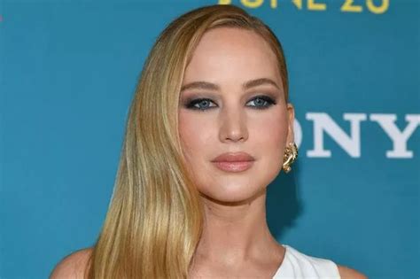 Jennifer Lawrence Punched In Privates Starring In Full Frontal Nude