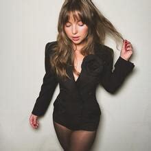 Samantha Hanratty Nude Leaks Fapopedia