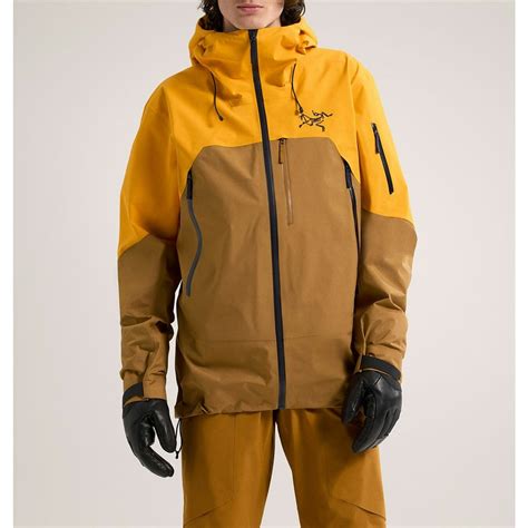 The 7 Best Snowboarding Jackets 2024 - Top Ski Jackets to Buy