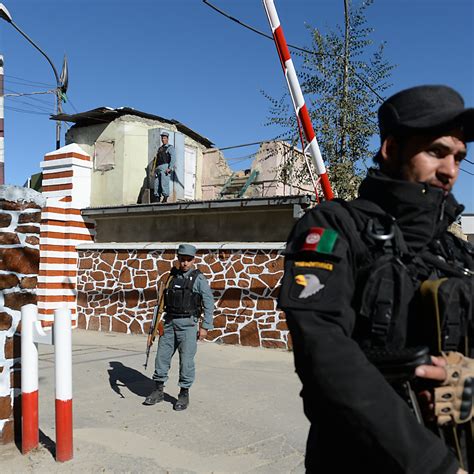 Afghanistan Attentat Suicide Au Qg De La Police De Kaboul