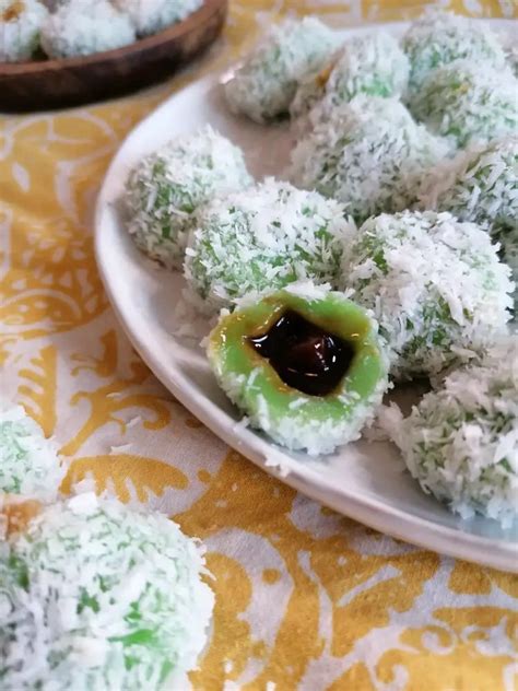 How To Make Foolproof Kuih Buah Melaka Malaysian Mochi