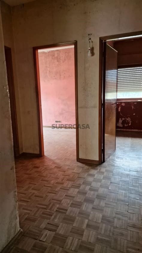 Apartamento T Venda Na Rua Infante Dom Henrique Supercasa