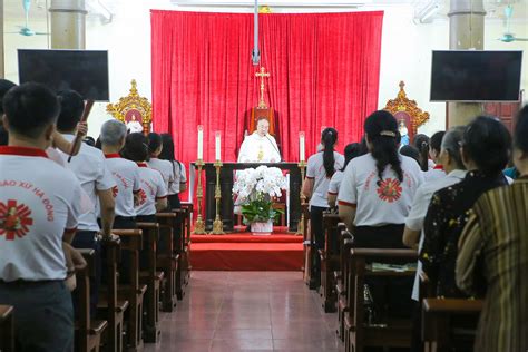 Caritas Hà Đông mừng lễ quan thầy Phi lip phê Nê ri TGP HN