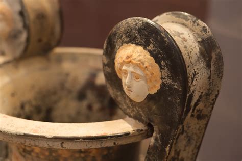 Al Palazzo del Monte di Pietà di Padova la mostra “Verità Rubate. L