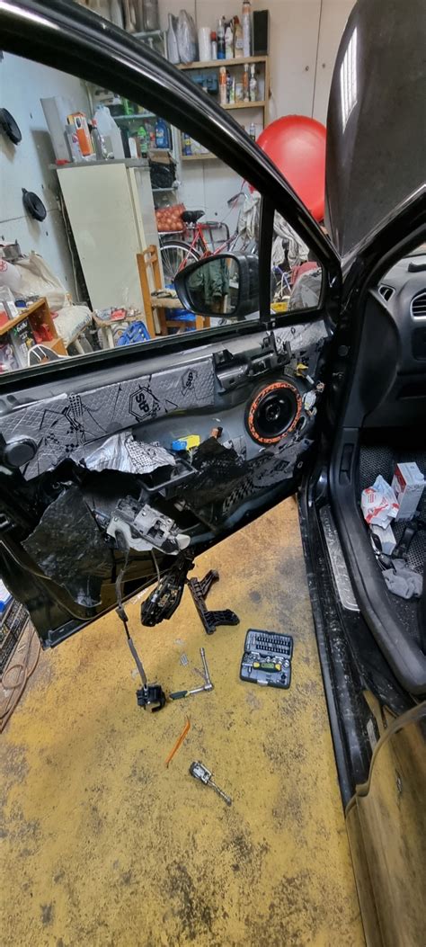 Замок водительской двери — Citroen C4 (2G), 1,6 л., 2022 года | своими ...