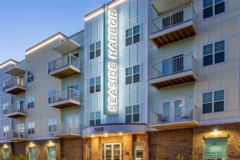 Seaside Harbor Apartments For Rent in Virginia Beach, Virginia