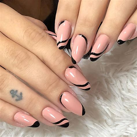 Unhas Nude Preto Ideias Para Voc Abusar Dessa Combina O