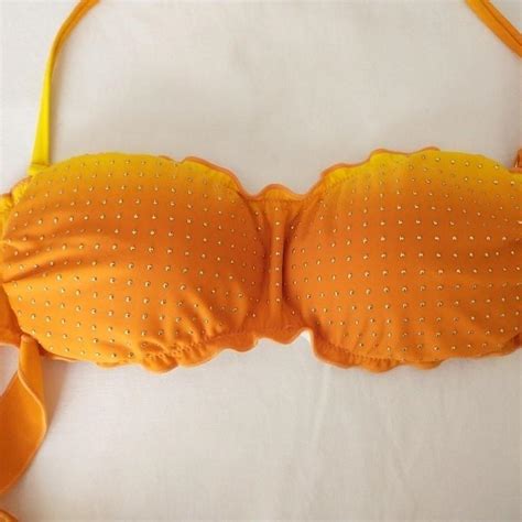 Bikini nuovo marca SìèLei comprato in una boutique Depop