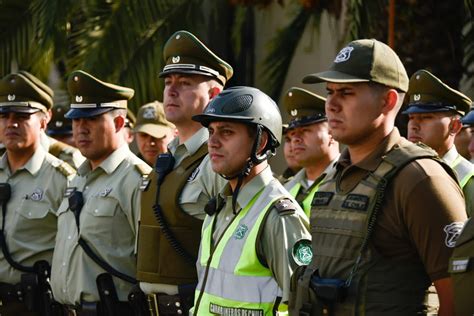 Cadem Aprobaci N A Carabineros Llega A Su Nivel M S Alto En La