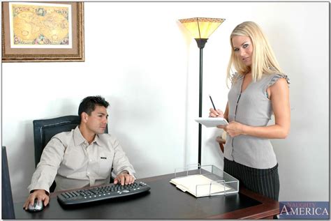 Sexy Office Babe Sophia Lynn Giving Blowjob And Fucking On Her Desk Porn Pictures XXX Photos