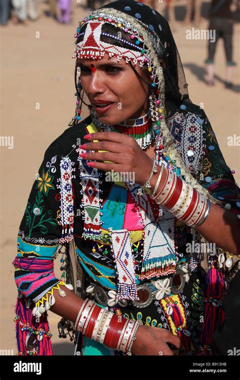 India Rajasthan Jaisalmer Desert Festival Rajasthani Woman Portrait