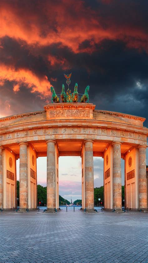 Brandenburg Gate (Germany) - backiee