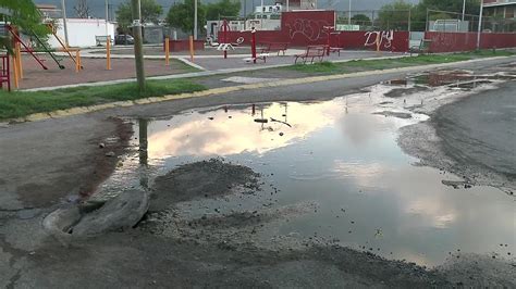 Habitantes De Escobedo Sufren Por Fuga De Aguas Negras N