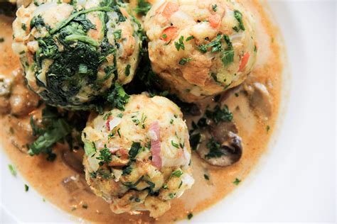 Leckere Knödel Rezepte mit Spinat Speck oder Kürbis Käse i Heart