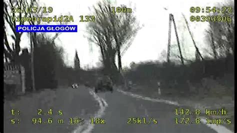 Pijany pirat drogowy Pędził 143 km h w terenie zabudowanym FILM