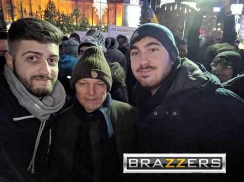 Parada Gay Revine Pe R Romania R Rocirclejerk