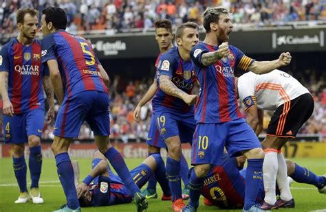 El Enojo Y Los Insultos De Messi A La Tribuna Del Valencia Tras El Gol De Penal