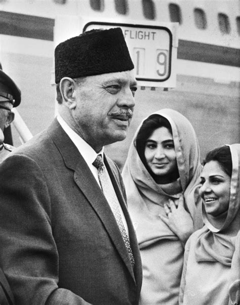 industrialization  pakistan learning  ayub khans era