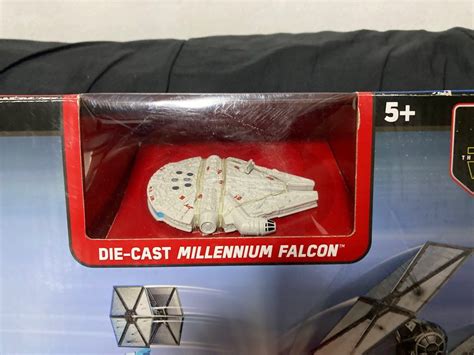 Hot Wheels Star Wars Escape From Jakku Playset Hobbies Toys Toys Games On Carousell