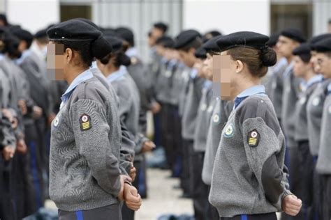 Escola Militar Infantil Gratuito