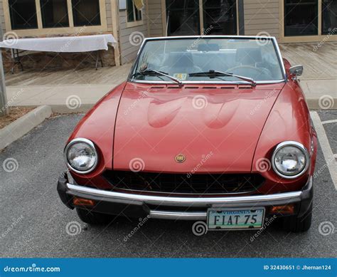 Classic Fiat Sports Car Front View Angle 1 Editorial Photo Image Of Romeo Logo 32430651