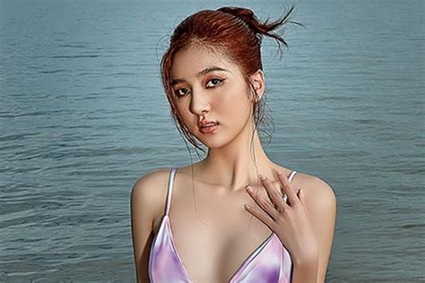 Vợ kém tuổi của Hồ Quang Hiếu khoe dáng nóng bỏng với bikini Báo VietnamNet