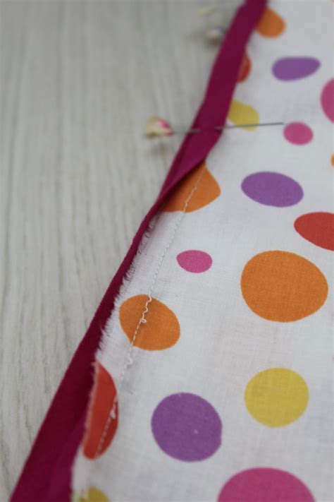 How To Sew Double Fold Bias Tape To Finish A Hem Sewing Lessons Sewing