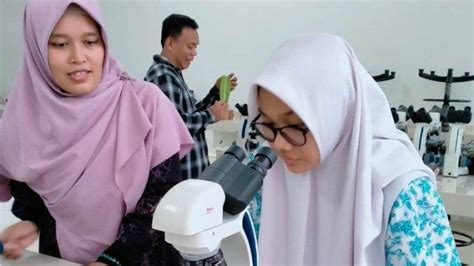 Siswa Man Banda Aceh Peserta Osn P Dibimbing Dosen Fakultas Mipa Usk