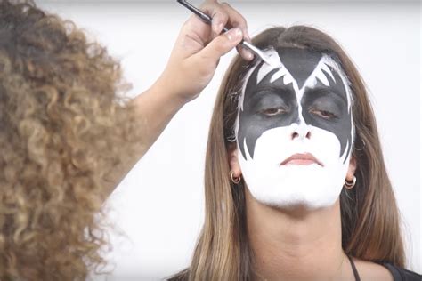 Halloween Tutorial Gene Simmons Demon Makeup