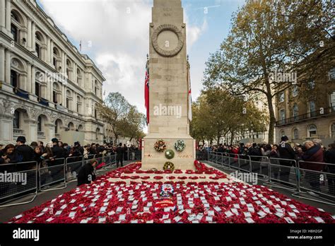 London, UK. 13th November, 2016. Remembrance Day Poppy Wreaths at The ...