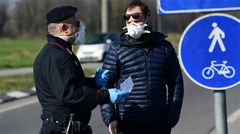 Straż miejska zatrzymała mężczyznę za ładną fryzurę Został ukarany