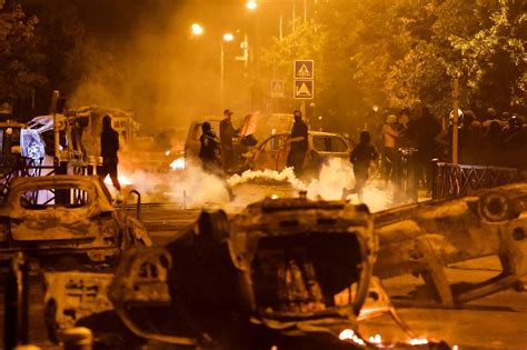 Fran A Enfrenta Terceira Noite De Protestos Por Morte De Adolescente