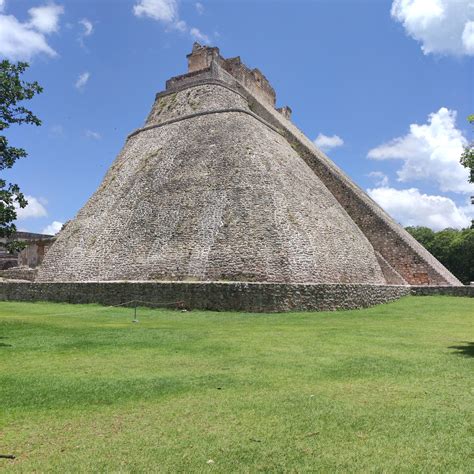 Hidden Architecture » Uxmal - Hidden Architecture