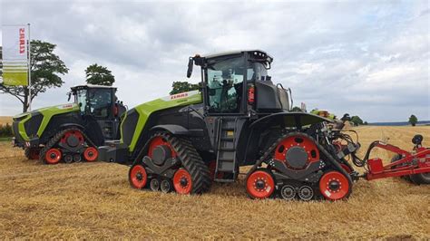 Claas présente ses deux nouveaux Xerion 12 590 et 12 650