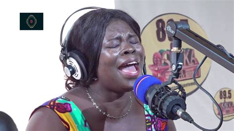 Abigail Gyamfi Performing Live Worship On Sikka Fm 895 In Kumasi