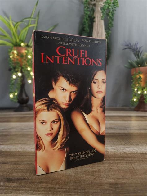 Cruel Intentions VHS Stars Sarah Michelle Gellar Ryan Phillippe And