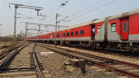 Howrah New Delhi Poorva Express Departing From Jasidih Youtube