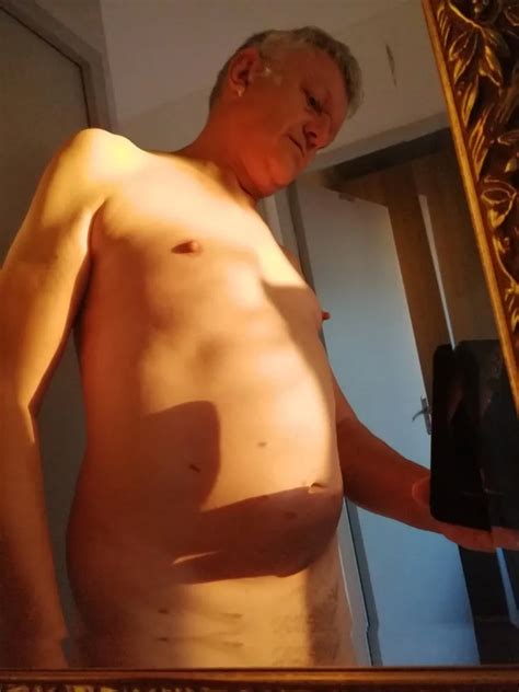 Gay Slut In Burgundy France Pics Xhamster