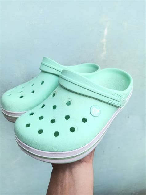 CROCS CLOGS SIZE J2 on Carousell