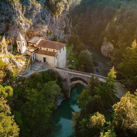 Santuario Santa Maria Di Costantinopoli B BLao