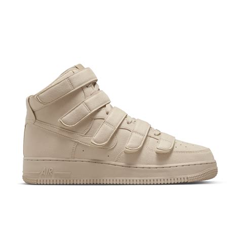 NIKEとビリー・アイリッシュによる『NIKE AIR FORCE 1 BILLIE』が4月25日にリリース