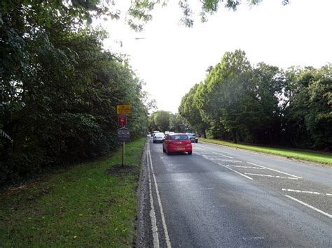 Oxford Road Banbury JThomas Cc By Sa 2 0 Geograph Britain And Ireland