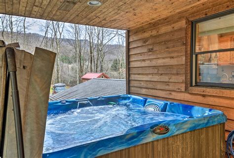 NEW Cabin W Hot Tub Mtn View Near Snowshoe Resort UPDATED 2019