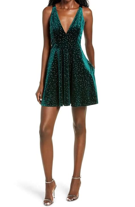 S Speechless Emerald Glitter Velvet Fit Flare