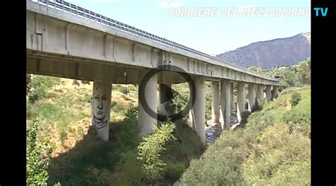 Viadotto Himera Spuntano Due Sante Sui Piloni Video Siciliafan