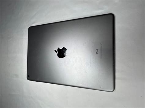 APPLE IPAD A1893 For parts or not working | Buya
